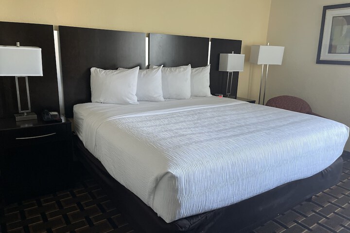 Comfort Inn Dunmore - Scranton East