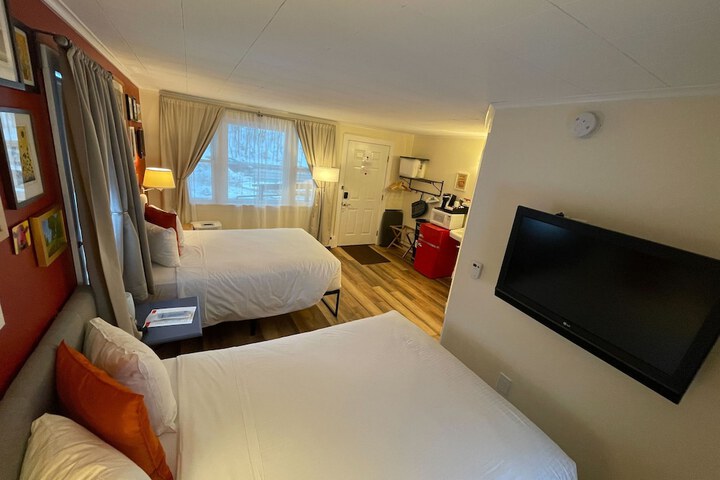 Room 17 of 41