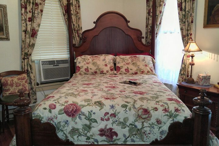 Room 54 of 104