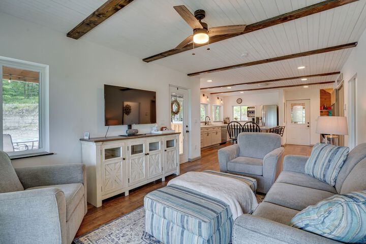 Secluded Marathon Hideaway w / Fire Pit + Views!