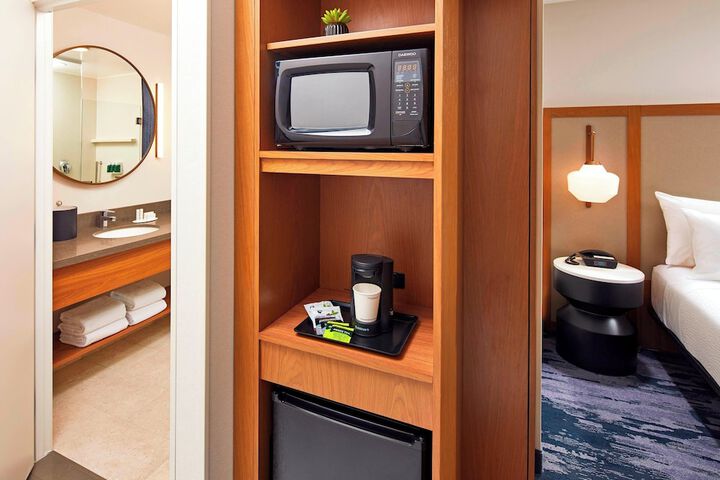 Room 12 of 30