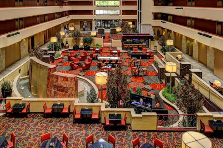 University Plaza Hotel and Convention Center Springfield