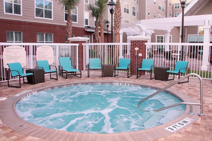 Pool 6 of 106