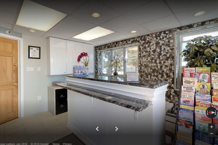 Daytona Inn & Suites