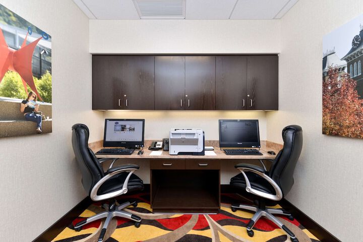 Business Center 41 of 41