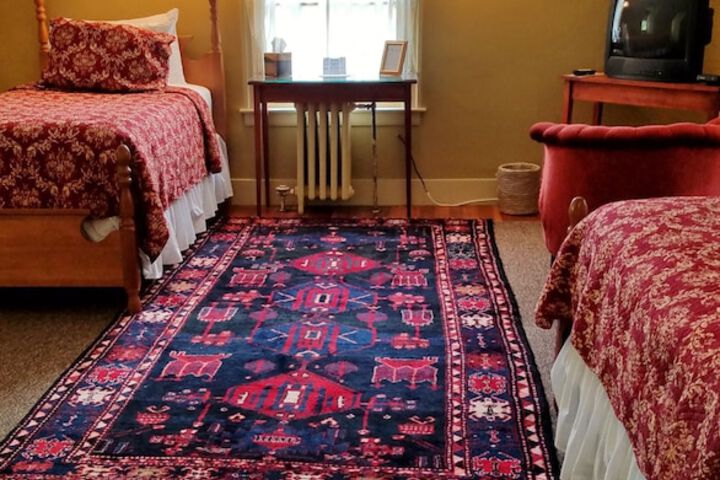 Room 27 of 72