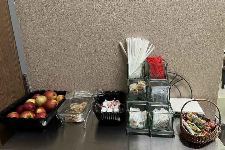 Breakfast/Coffee Service 38 of 46