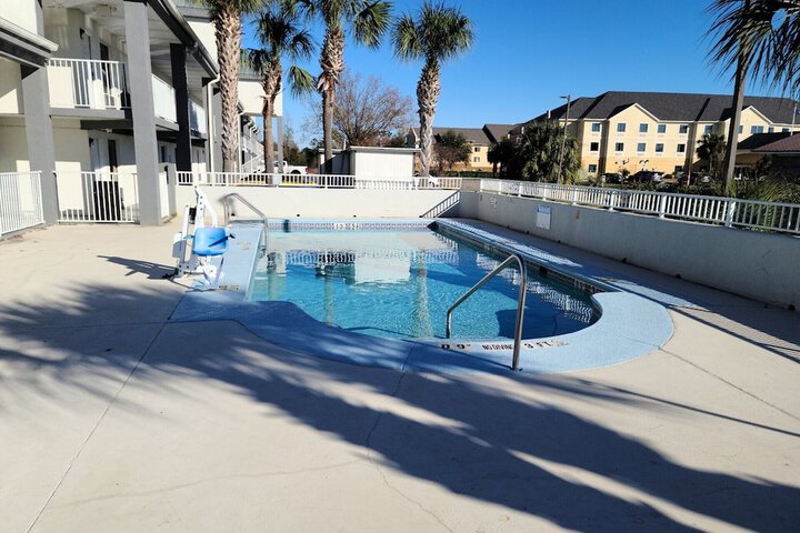 Pool 6 of 54