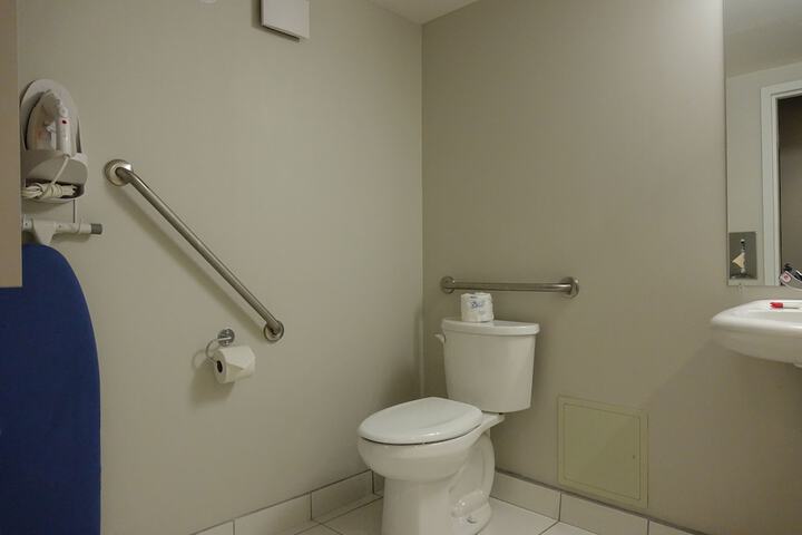 Room 18 of 42
