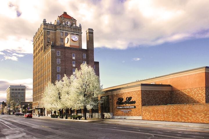 The Marcus Whitman Hotel