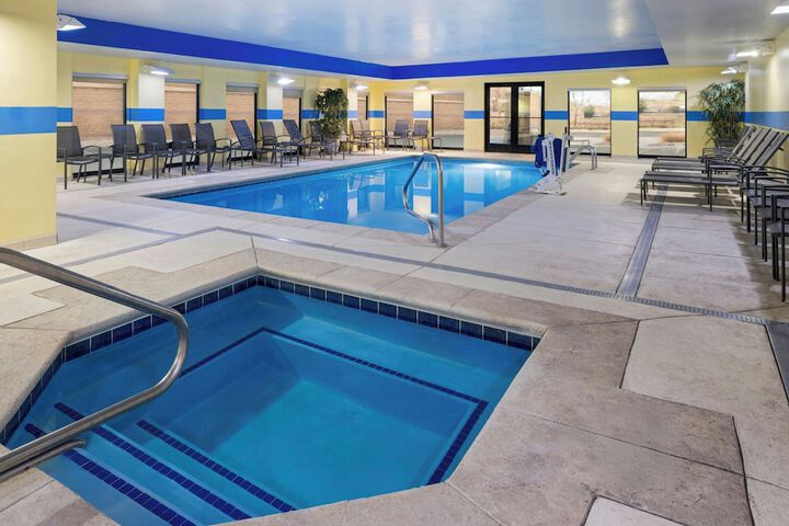 Fairfield Inn & Suites by Marriott Denver Aurora / Parker