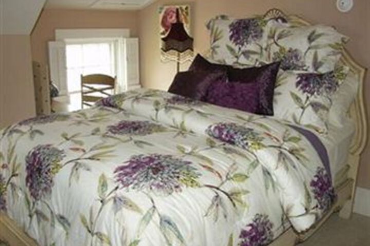 The Rochester Carriage House Bed & Breakfast