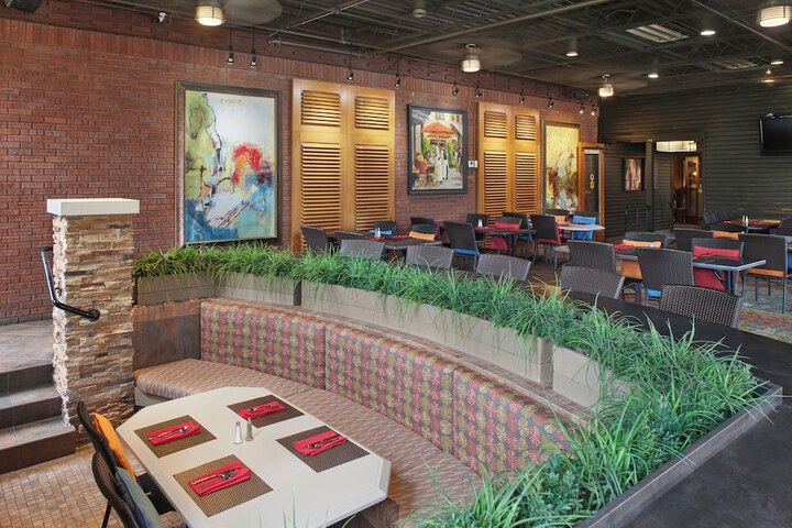 DoubleTree by Hilton Akron Fairlawn
