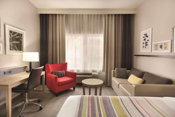 Country Inn & Suites by Radisson Fresno North, CA