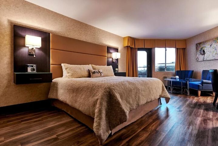 Room 42 of 61