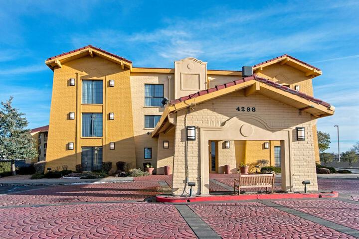 Hotel 4 of 29
