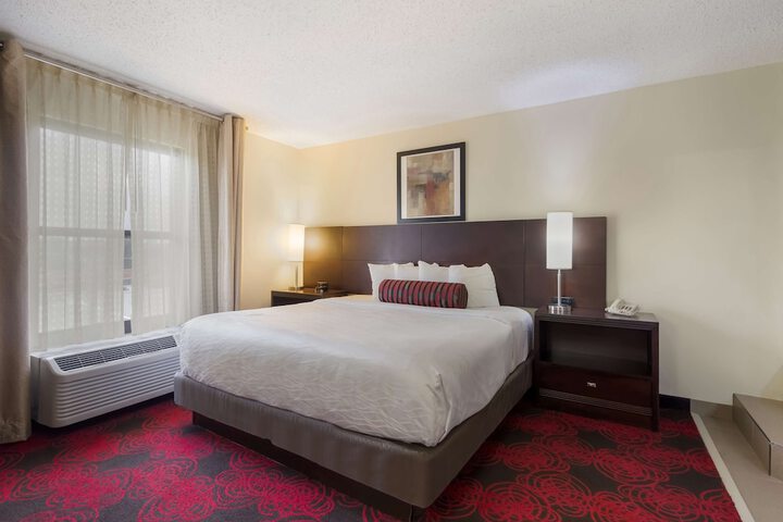 Room 15 of 26