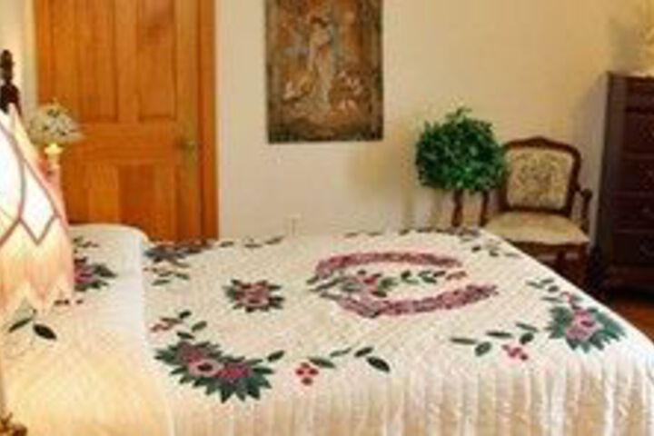 The Hurst House Bed and Breakfast