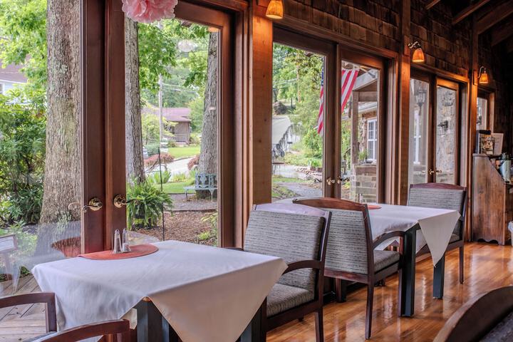 McKinley Edwards Inn