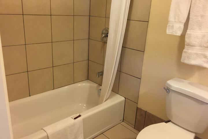 Room 3 of 6