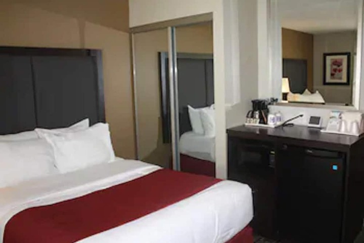 Room 59 of 78