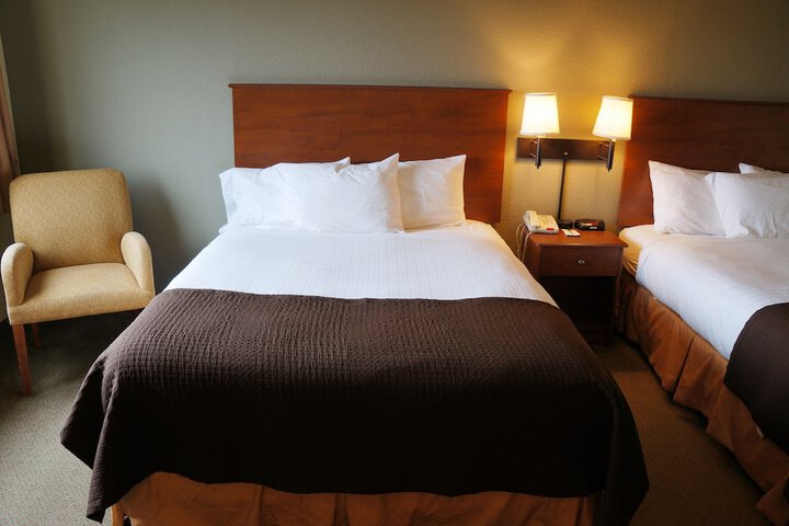 Room 43 of 61