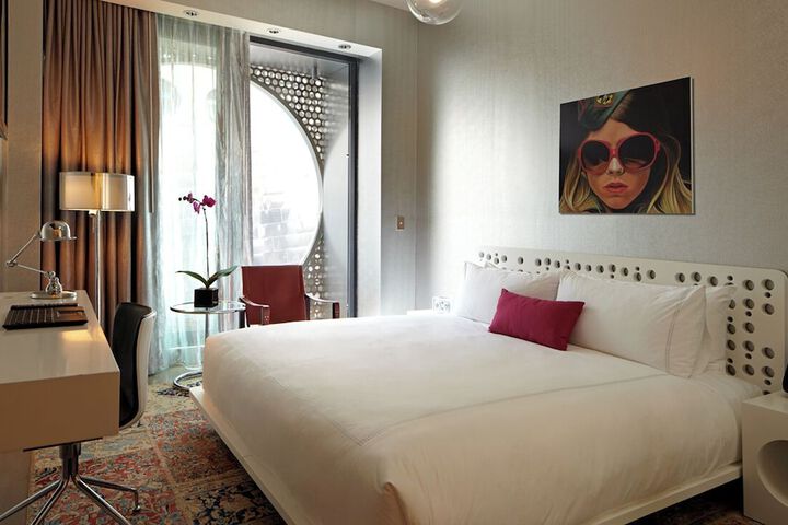 Room 45 of 114