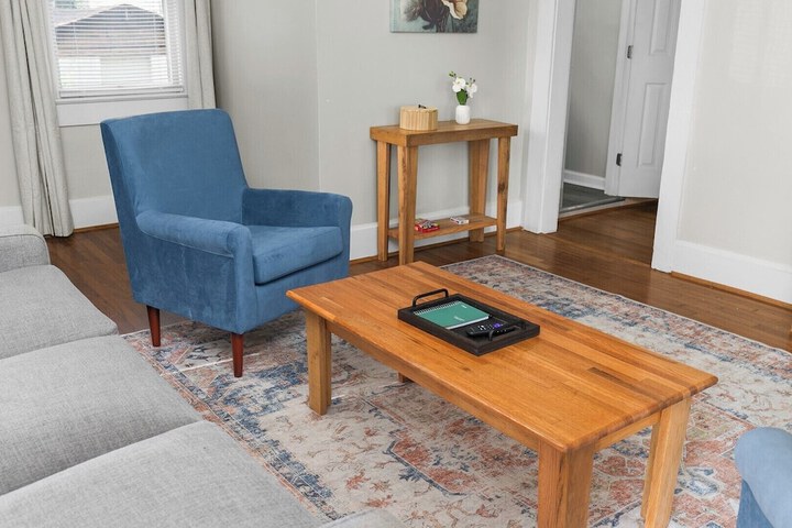 Renovated Central Park Chic