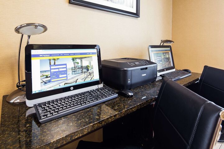 Best Western Springfield West Inn