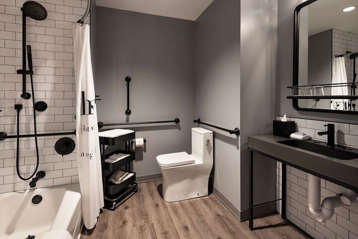 Moxy Omaha Downtown