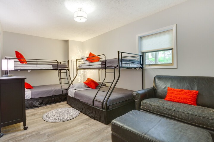 Jasper Vacation Rental w / Decks Fire Pit & Views!