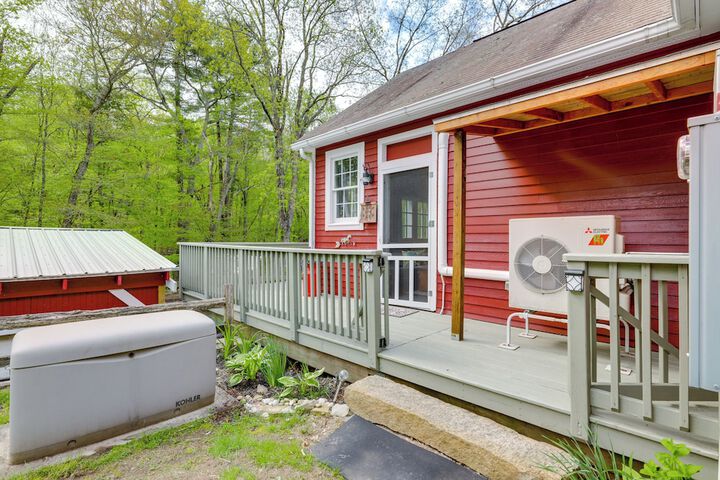 Killingly Barnyard Studio in Wine Country!