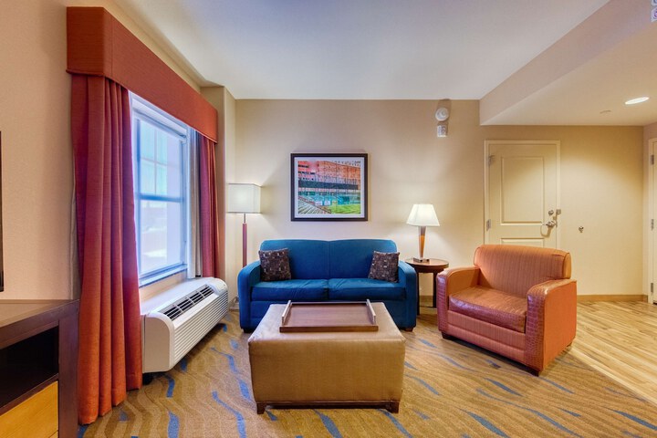Room 20 of 36