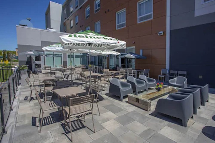 Terrace/Patio 47 of 51
