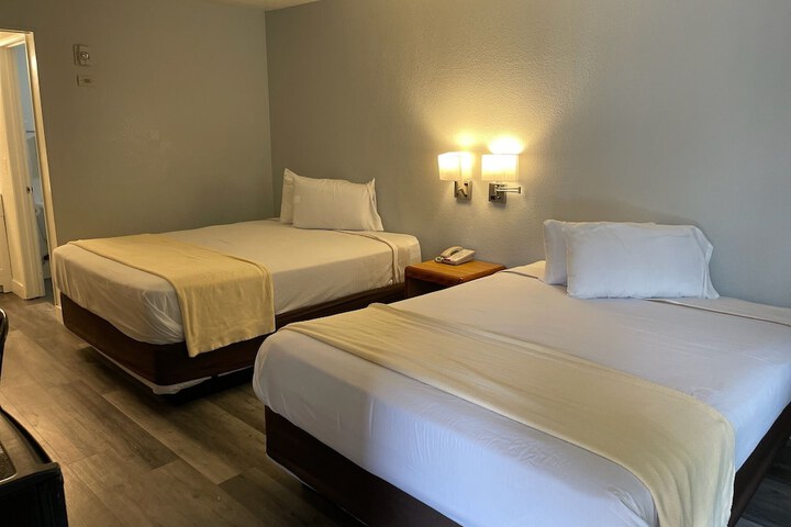 Premier Inns Thousand Oaks