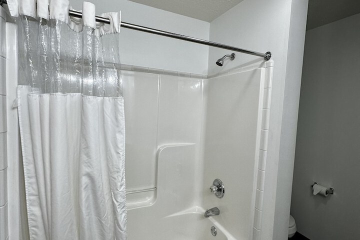 Room 21 of 53