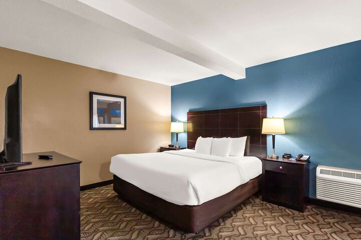 Room 21 of 46