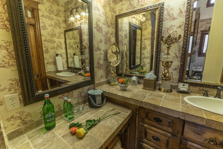 The Victoria B & B