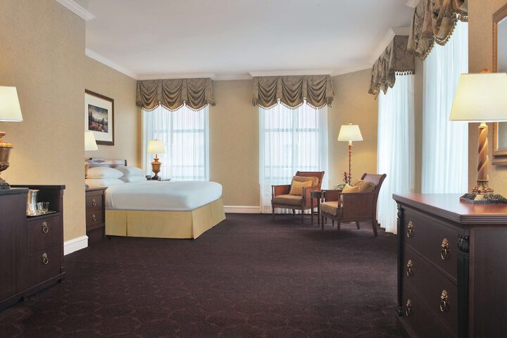 Room 37 of 100