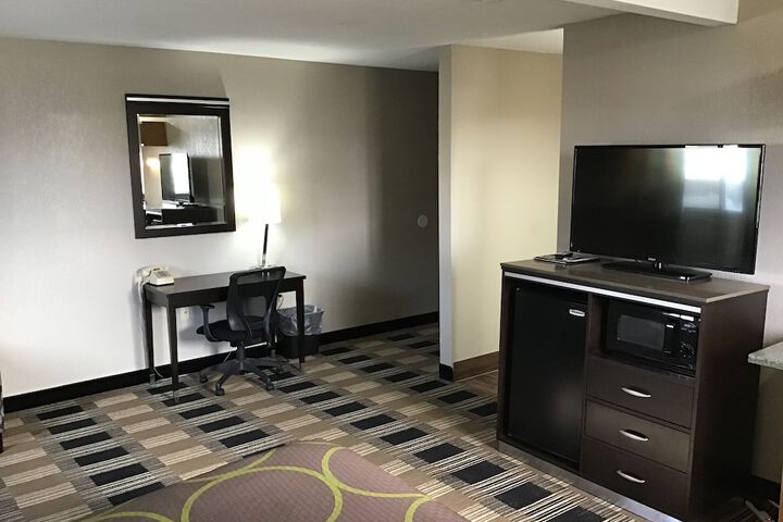 Room 22 of 28