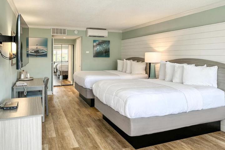 Thunderbird Beach Resort
