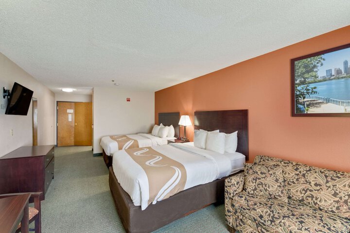 Room 10 of 41