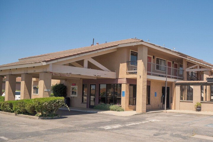 Motel 6 Soledad CA