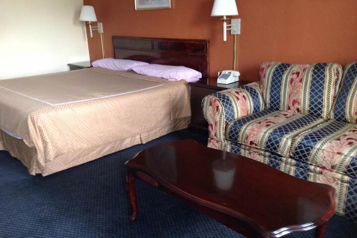 Executive Inn