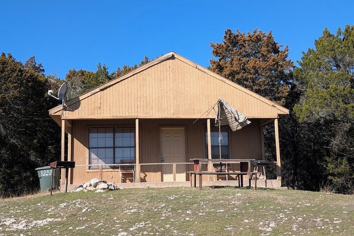 Cedarvale Cabins at Turner Falls
