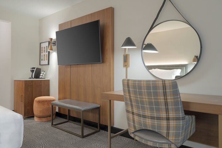 Room 44 of 91