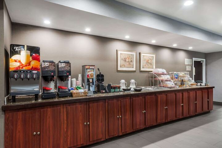 Breakfast/Coffee Service 14 of 15