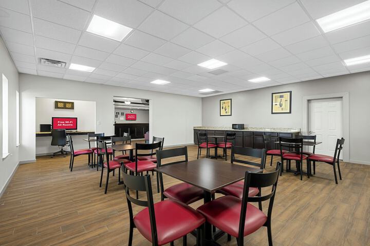 Red Roof Inn Gurnee - Waukegan