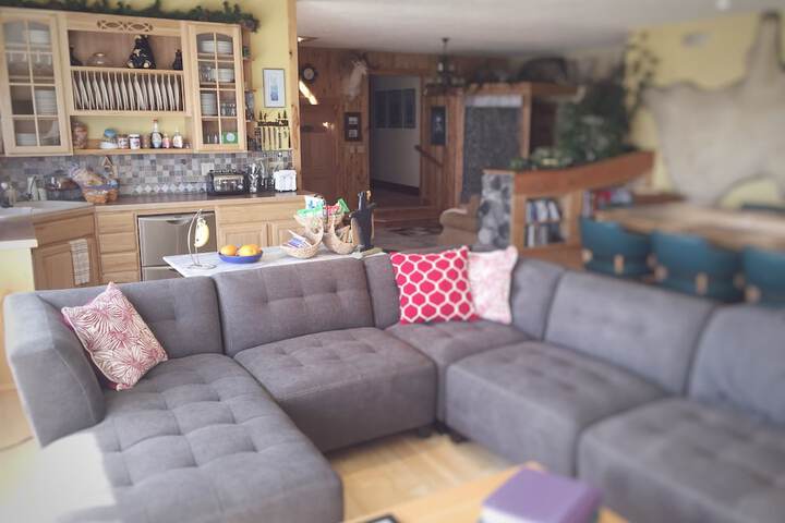 Pioneer Ridge B & B Inn