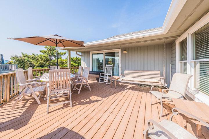 A Summer Place - Duck Sanderling, Ocean View, 50 Yards to Beach, Community Pool